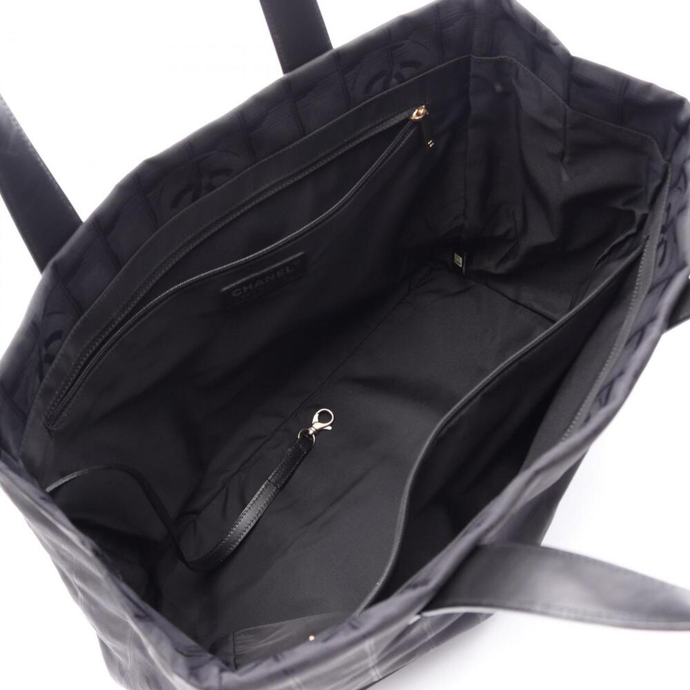 CHANEL Black Leather Tote Bag - Picture 3 of 6